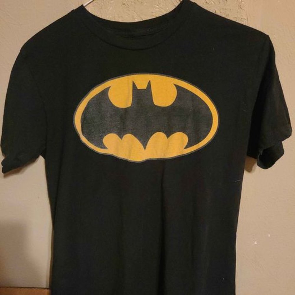 DC Batman Medium Shirt
